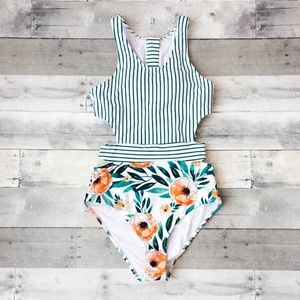 'Poppy Petals' Monokini